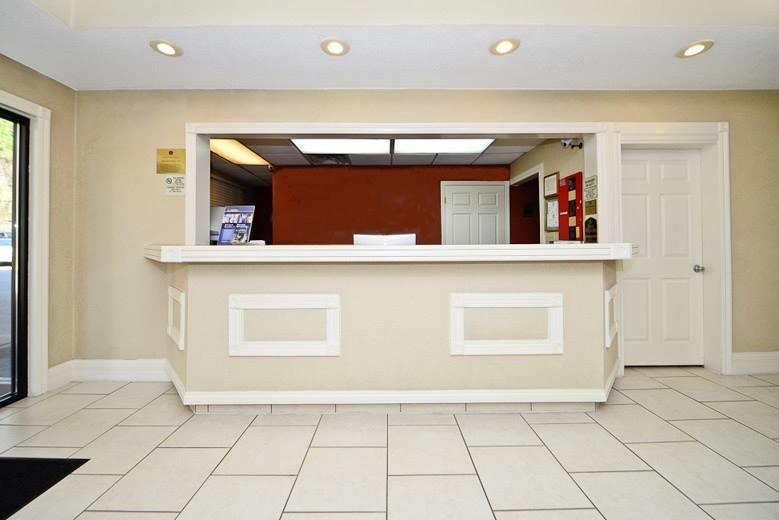 Manchester Heritage Inn & Suites Extérieur photo